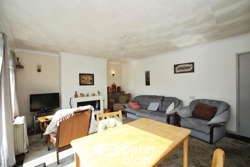 House in Newport, Llanyrafon - View 4
