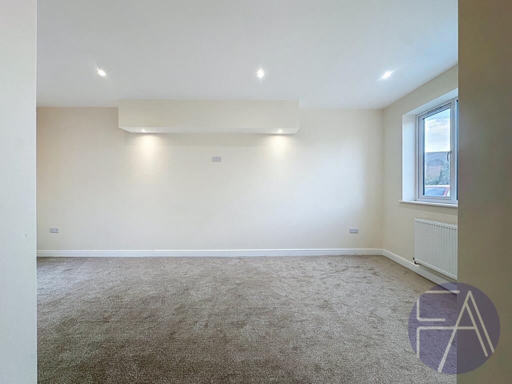 Segars Lane, Southport, Lancashire, PR8 3JG photo 4