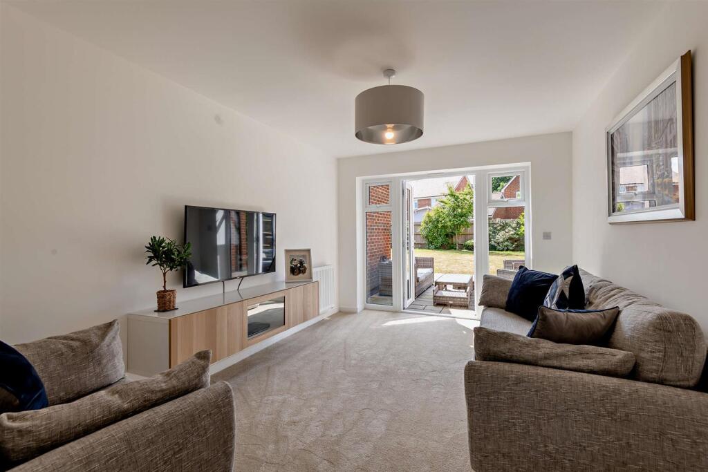 Pentecost Lane, Otham, Maidstone photo 3