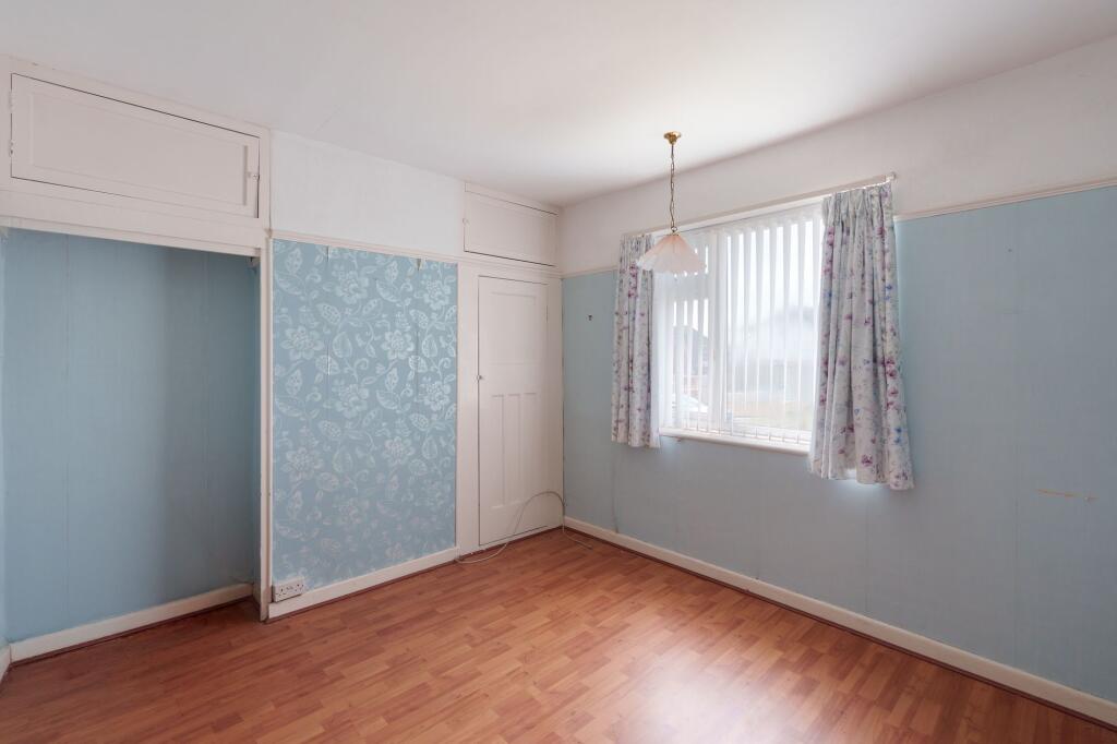 House in Brighton, Patcham, Hollingbury - More