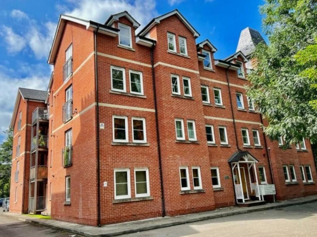 Main image of property: Alexandra Park House, Manchester, M16