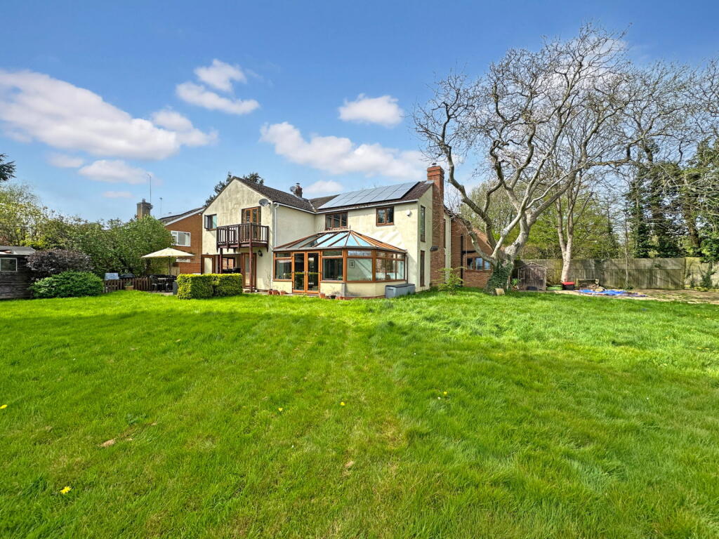 Main image of property: Creaton Road, Hollowell, NN6