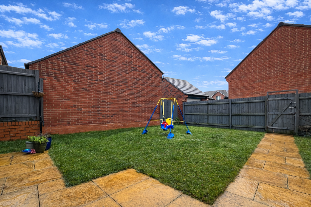 Additional image 24 of Pastures Drive, Tidbury Green, B90