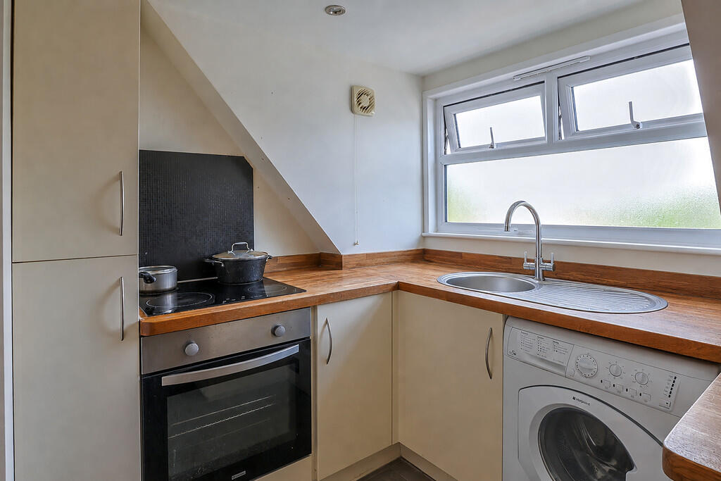 Apartment in Bournemouth - More