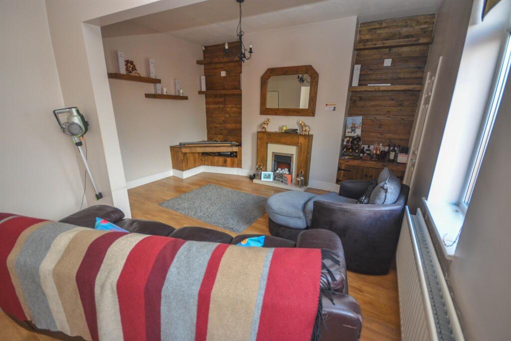 Apartment in South Tyneside, North East - View 5