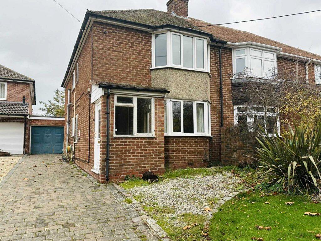 Main image of property: LOWER WAY, THATCHAM
