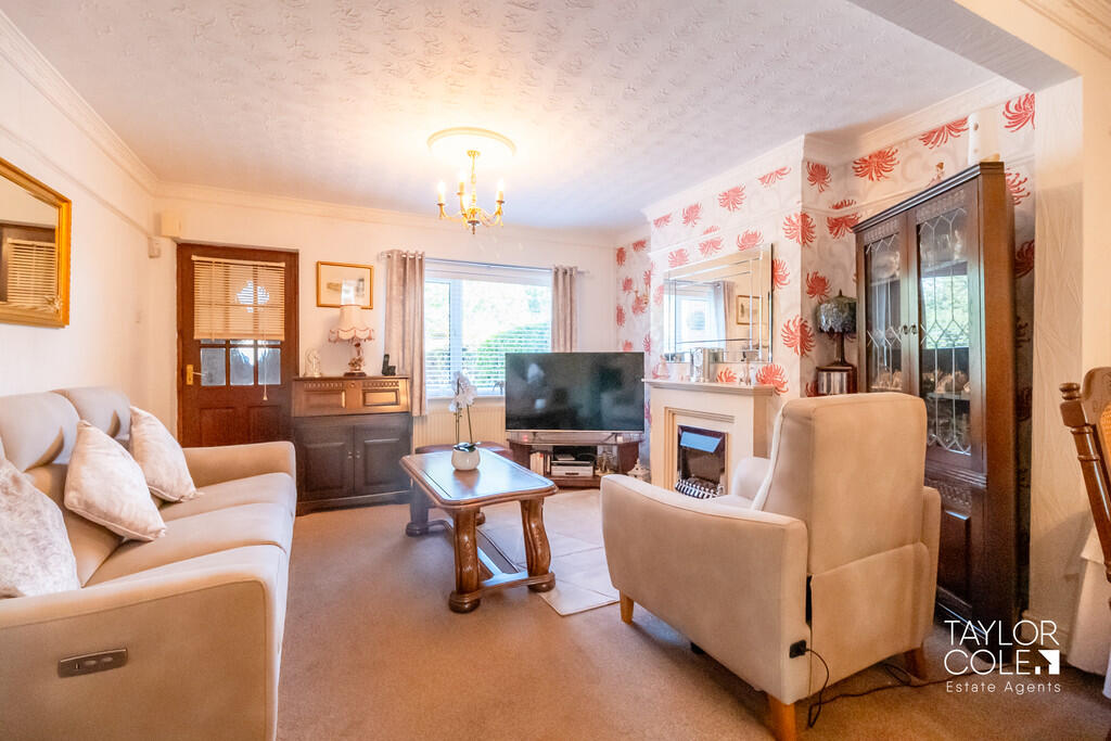 Watling Street, Mile Oak photo 4