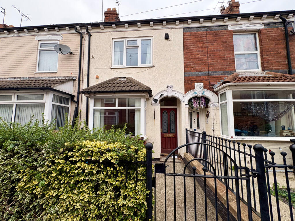 2-bed terraced on Delaware Avenue, De La Pole Avenue, Hull, £65,000