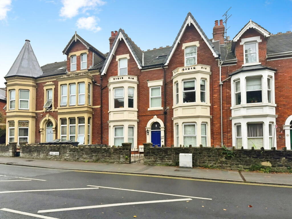 Apartment in Swindon, Old Town - View 3