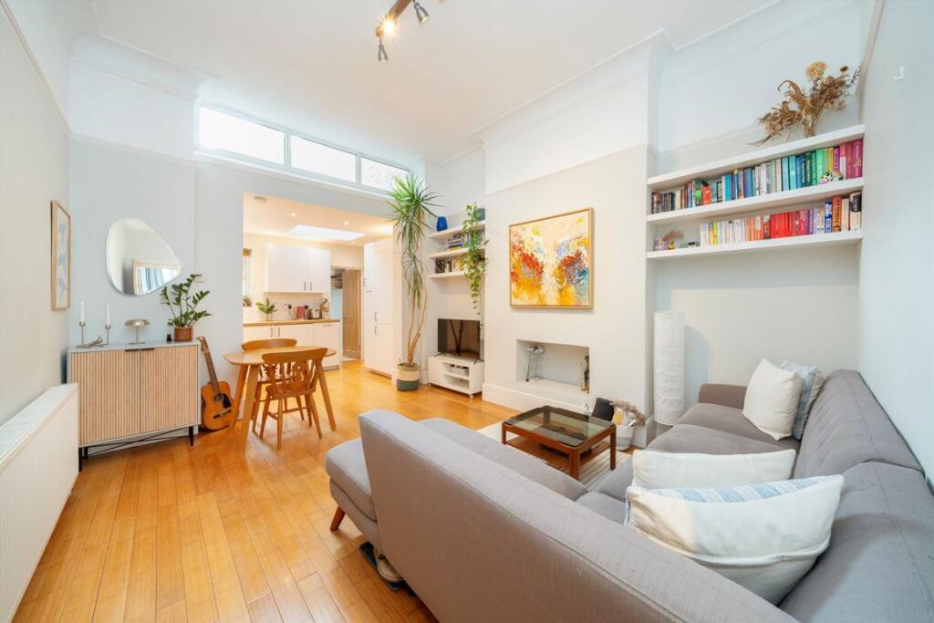 Apartment in London, Queen's Park - View 5