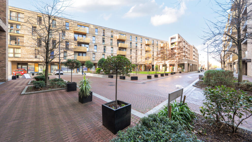 Apartment in London, Greenland Place, New Cross
