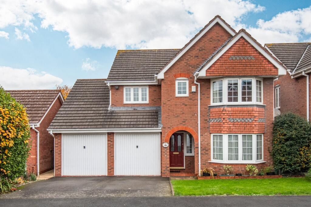 Main image of property: Appletrees Crescent, Bromsgrove, Worcestershire, B61