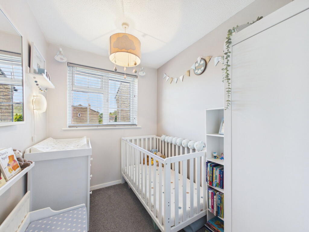 Ridgehurst Drive, Horsham - More