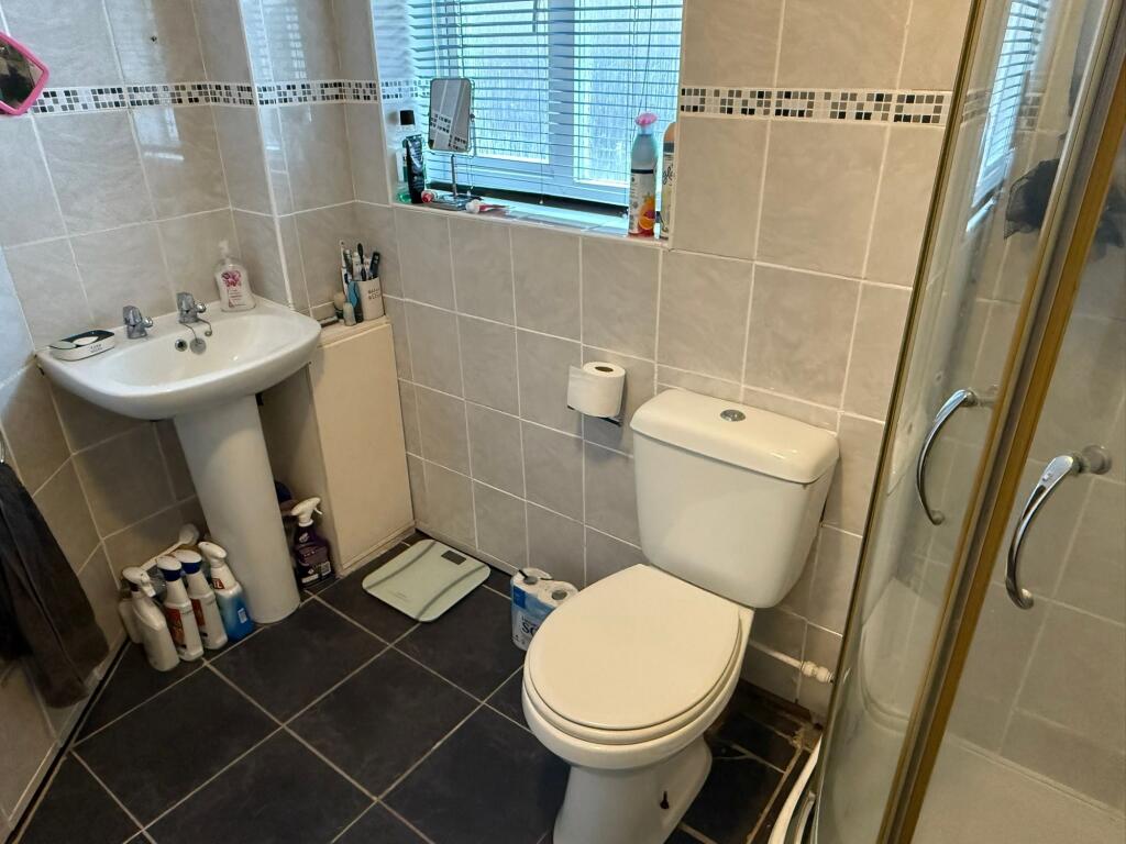 House in Leicester, City of Leicester - View 4