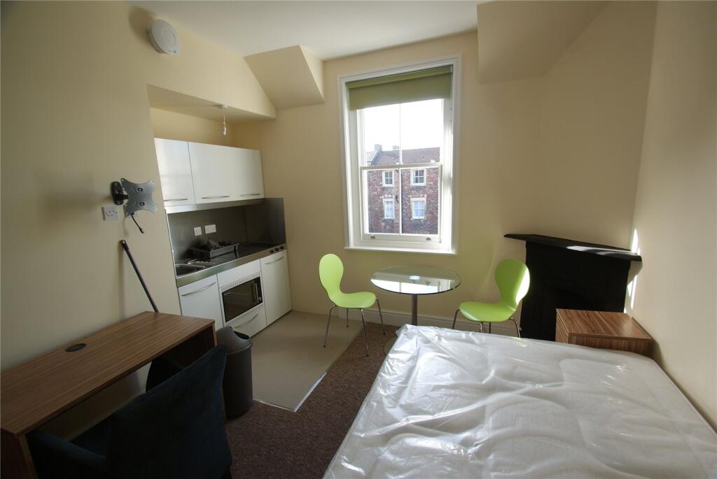 Main image of property: Elmdale Road (Studio 12), 2nd Floor Back Right, Clifton, Bristol, BS8