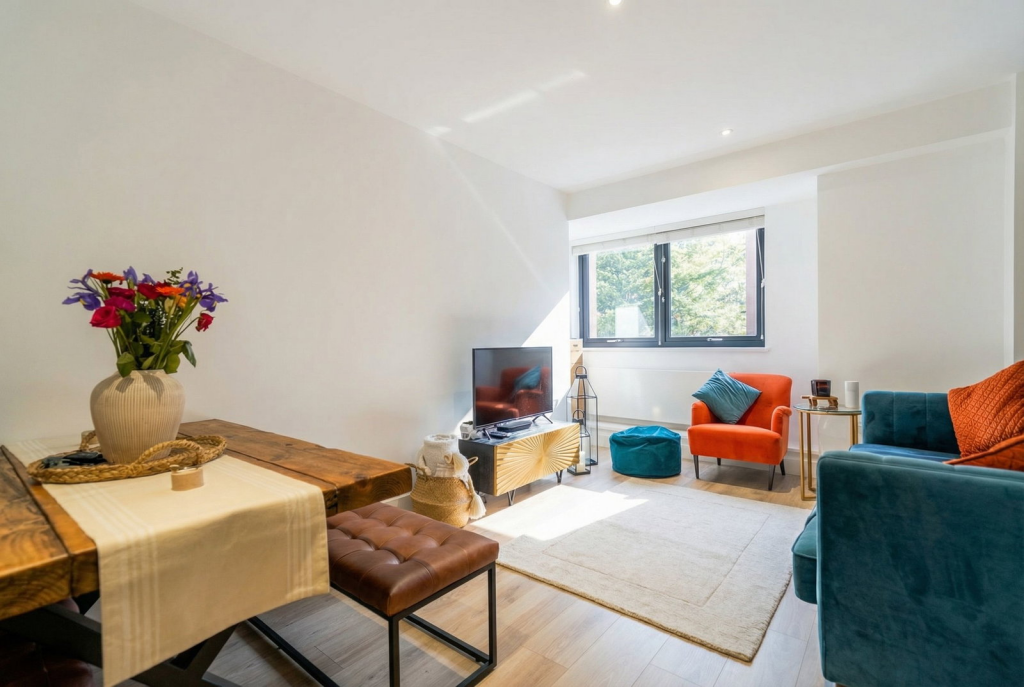 Main image of property: Apartment 69 Broadoaks, Streetsbrook Road, Solihull, B91 1QY