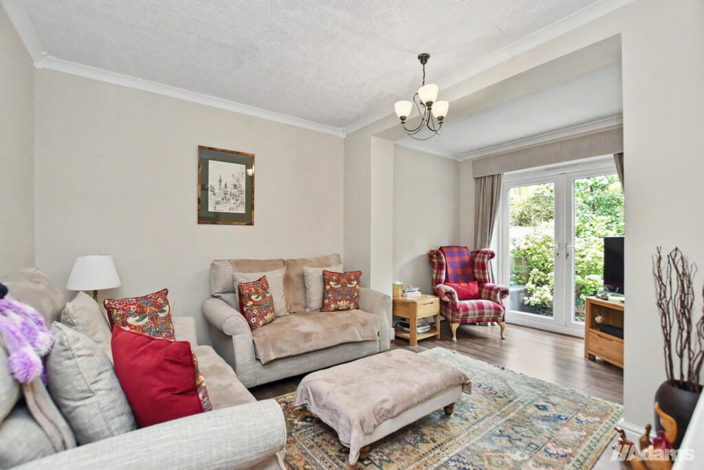 House in Warrington, Stockton Heath - More