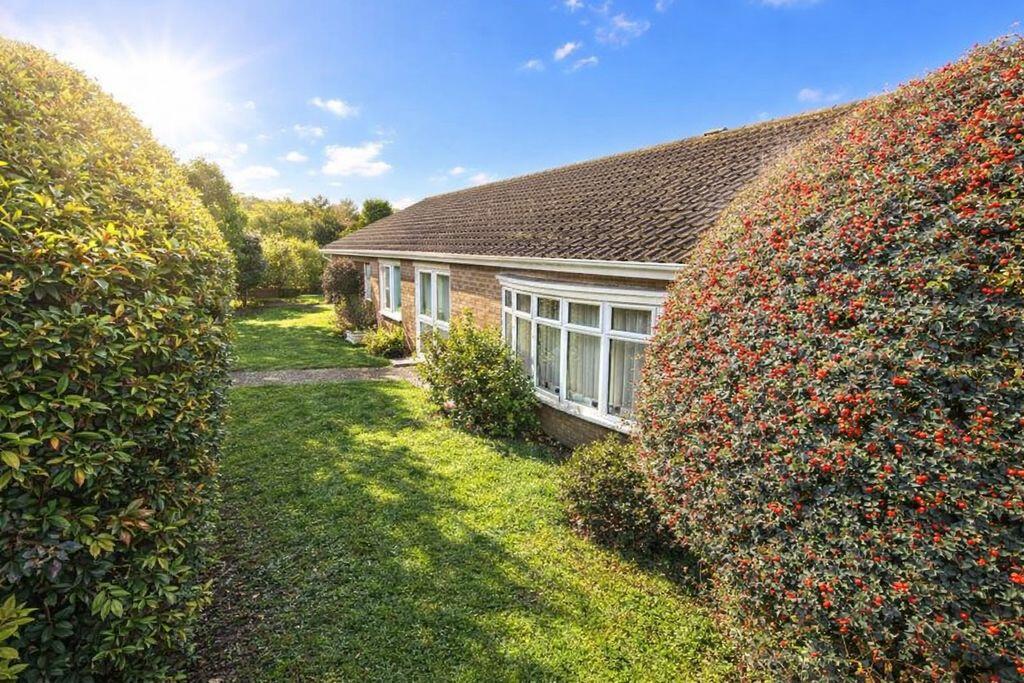 Main image of property: Hythe/Saltwood