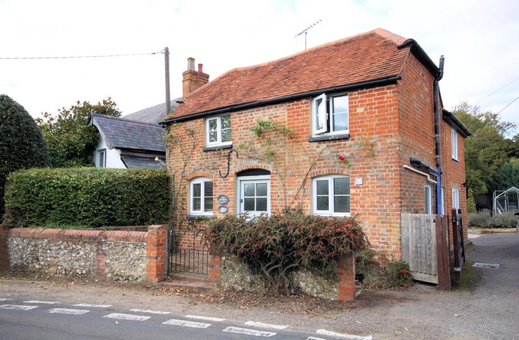 Main image of property: Perseverance Hill, Harpsden, Henley-on-Thames, Oxfordshire, RG9