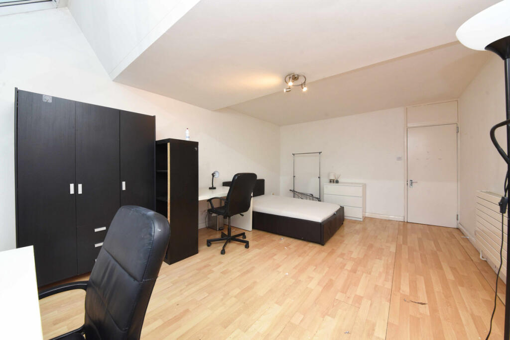 Main image of property: Foundling Court, London, WC1N