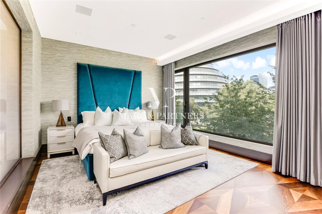 Apartment in London, One Tower Bridge, Old Kent Road - View 3