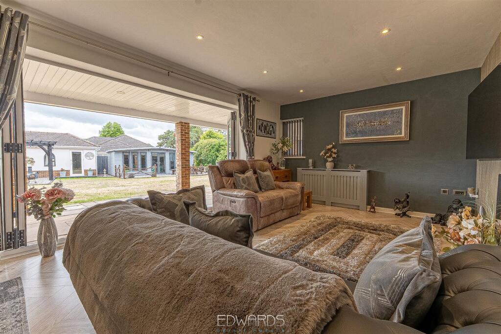 House in St Leonards, St. Leonards and St. Ives - View 3
