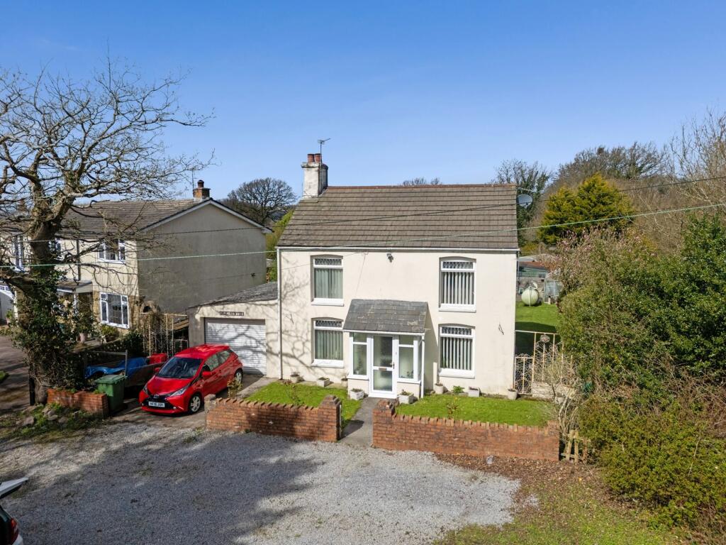 Main image of property: The Meadow, Llanharry, CF72