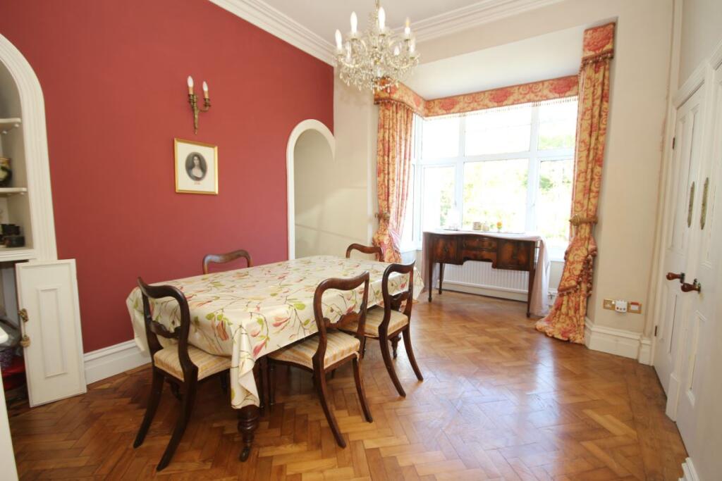 Nant Gwyn House, Werfa, Aberdare, CF44 0YS photo 5