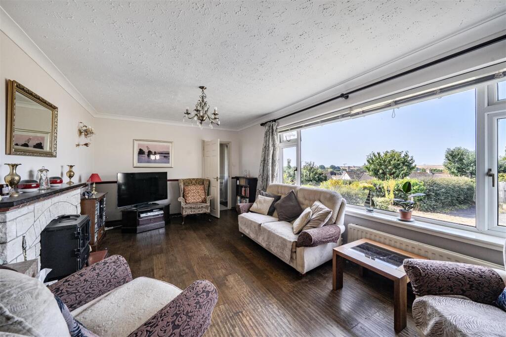 House in Dorchester, Burton Bradstock - View 4
