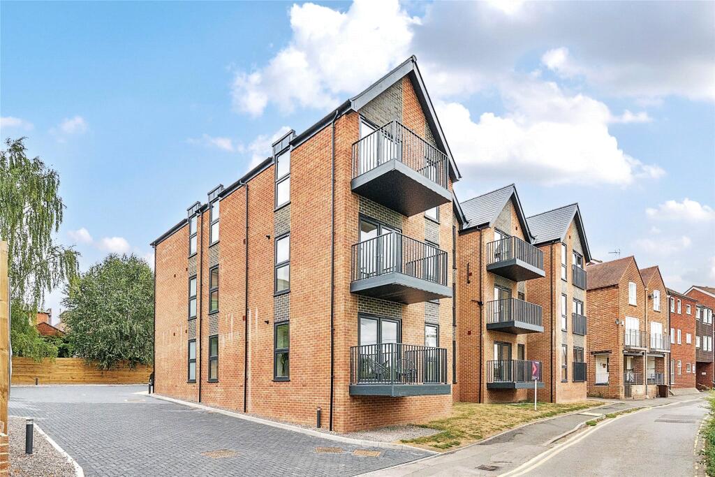 Main image of property: Apartment 9, Pavilion View, Swilgate Road, Tewkesbury, Gloucestershire, GL20