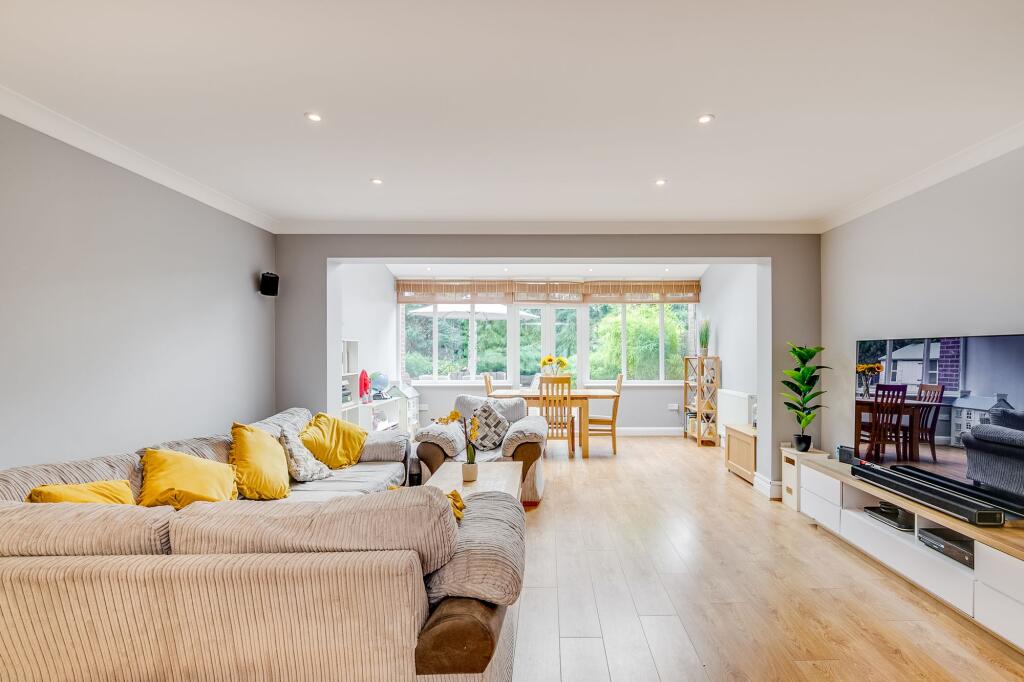 Hammarsfield Close, Standon, SG11 photo 3