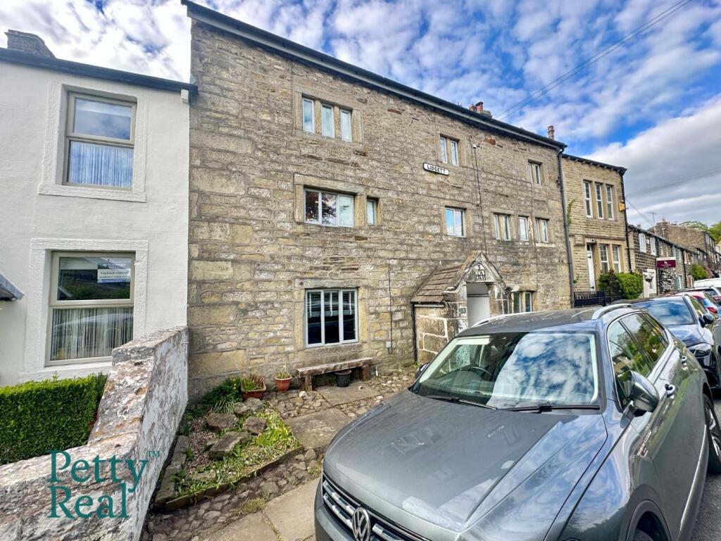 Lidgett, Colne