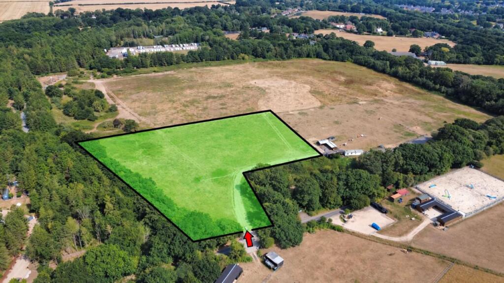 Main image of property: 3 Acres of Land on the East Side of Marlpit Lane, Hambrook, Chichester, PO10 8EQ