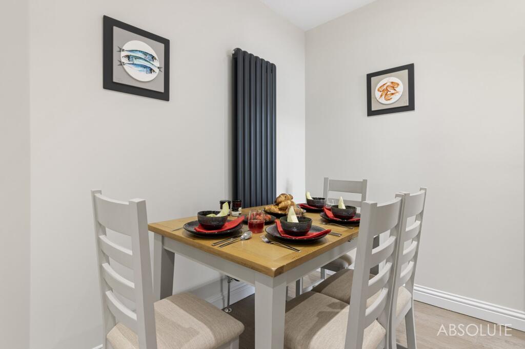 Apartment in Brixham, Torbay - View 3