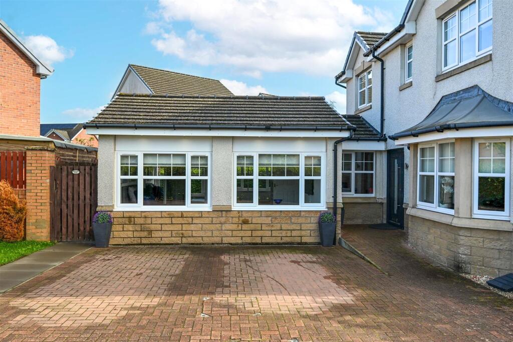 House in Motherwell - View 2