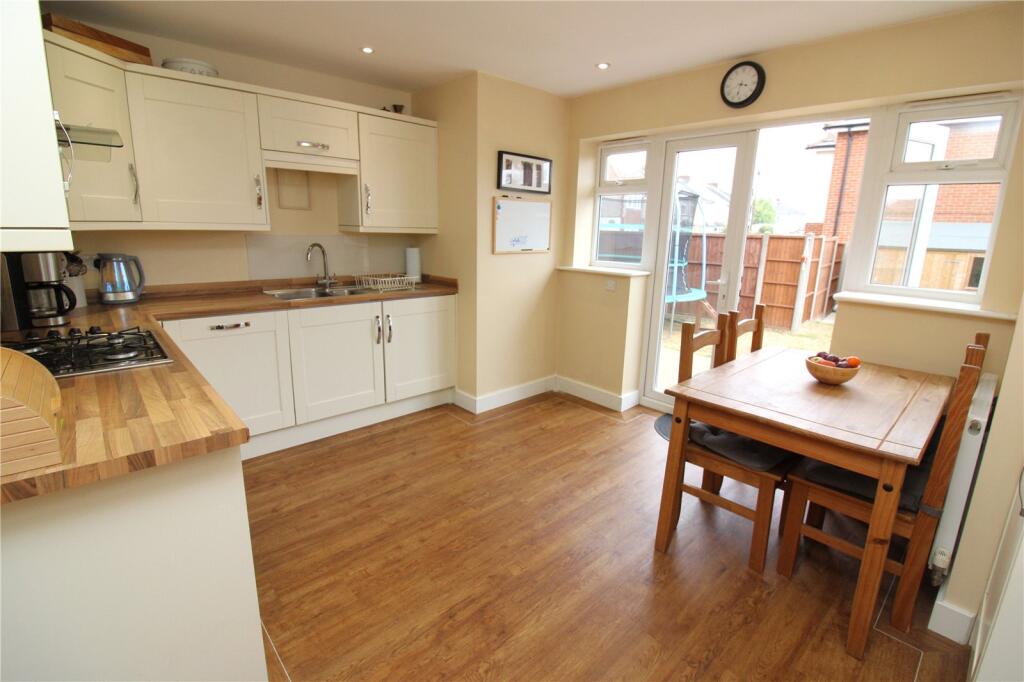 House in Portsmouth - View 3
