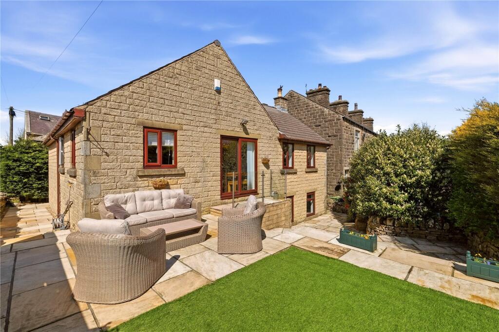 Main image of property: Essie Terrace, Barnoldswick, Lancashire, BB18