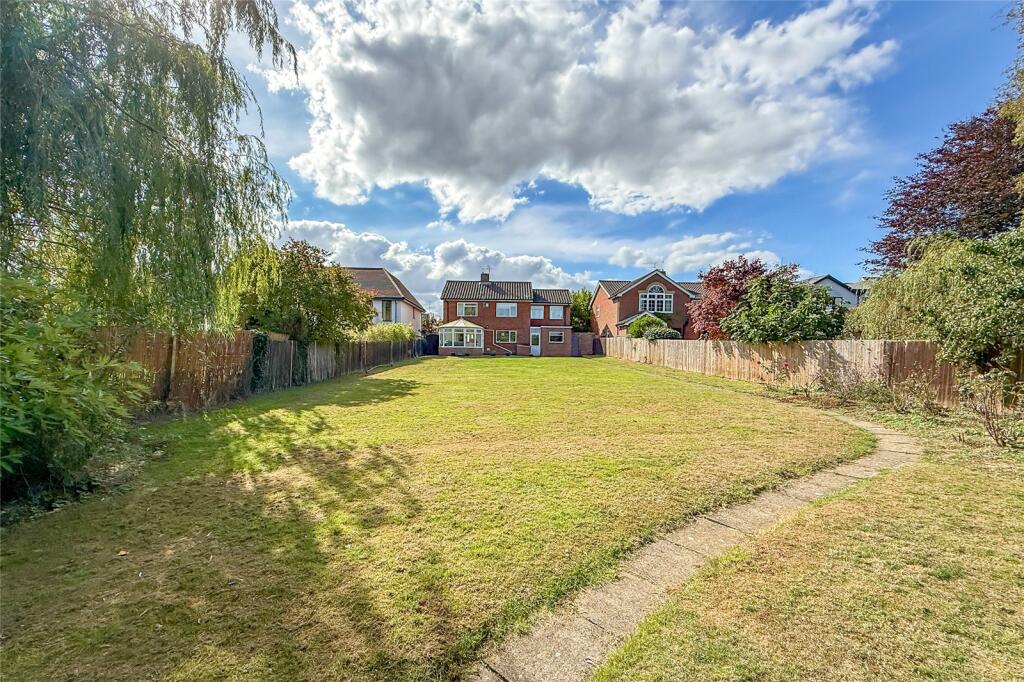 Additional image 9 of Tuffnells Way, Harpenden, Hertfordshire, AL5