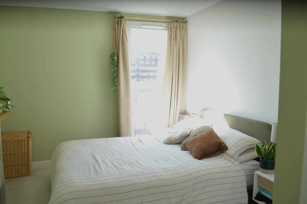 Apartment in London - View 5