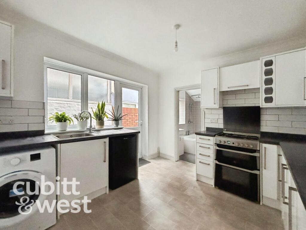 Main image of property: NO DEPOSIT OPTION-Reginald Road Southsea PO4