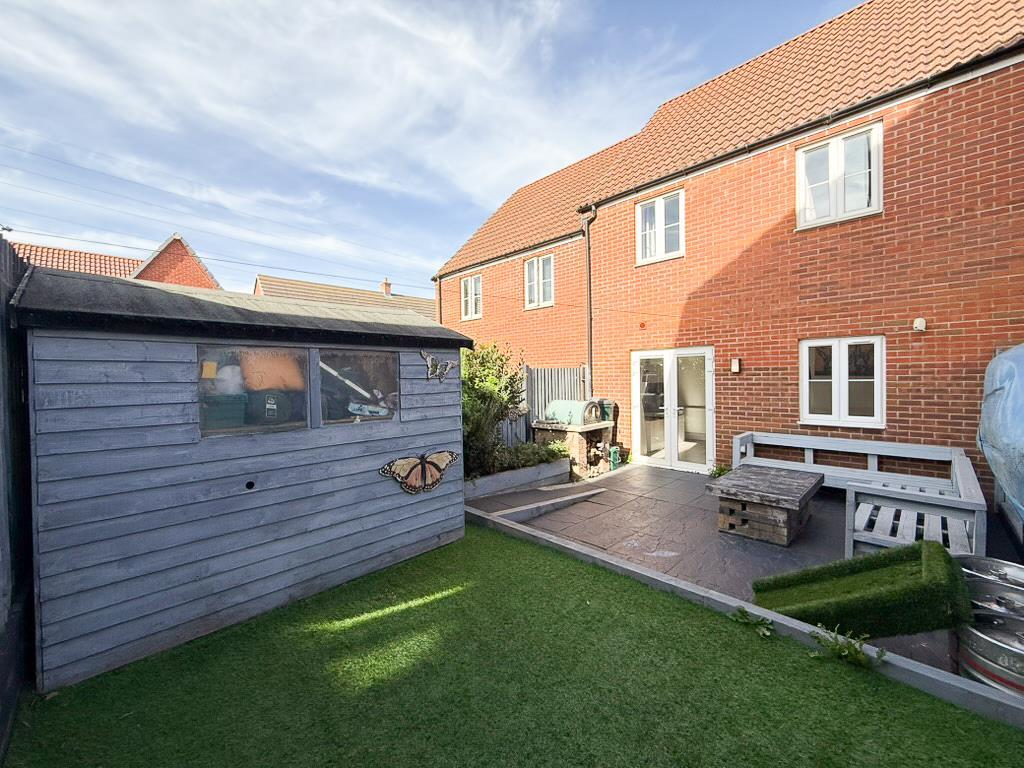 House in Northampton - More