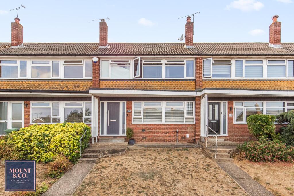 Main image of property: High Wood Road, Hoddesdon, Hertfordshire, EN11