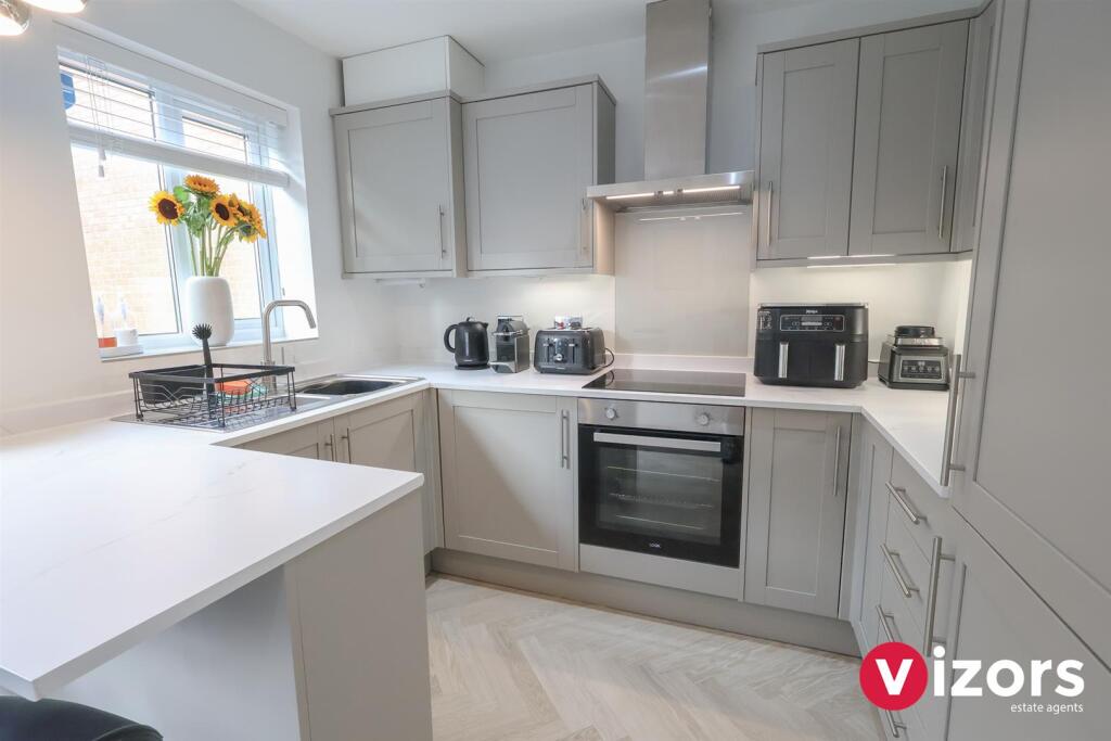 House in Redditch, Batchley - View 2