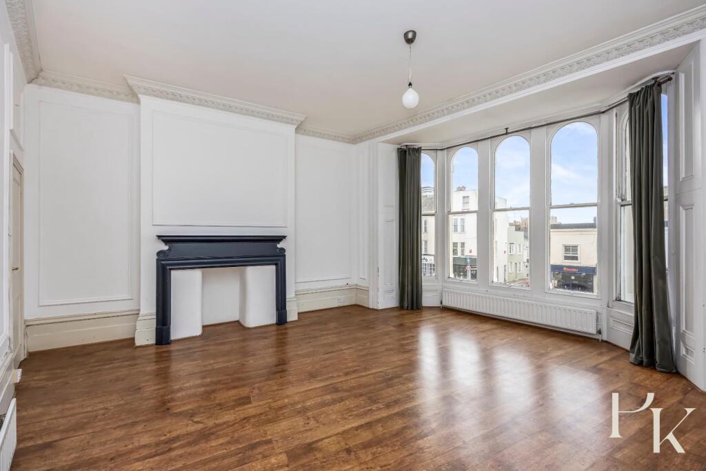 Apartment in Hove, Aldrington - View 2