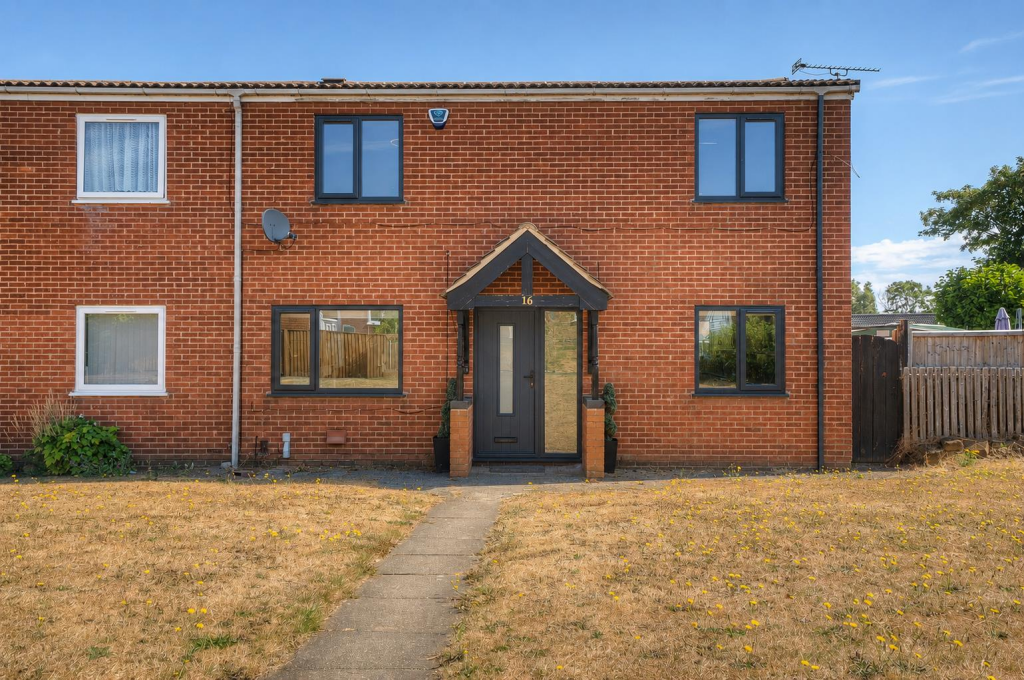 Main image of property: Roecliffe, West Bridgford, Nottingham