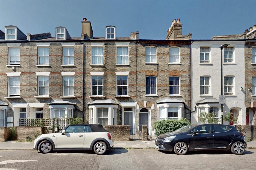 Main image of property: Charteris Road, London