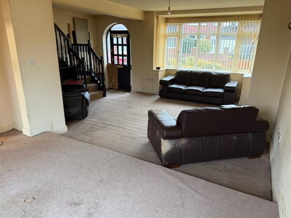 Kirby Avenue, Oldham photo 2