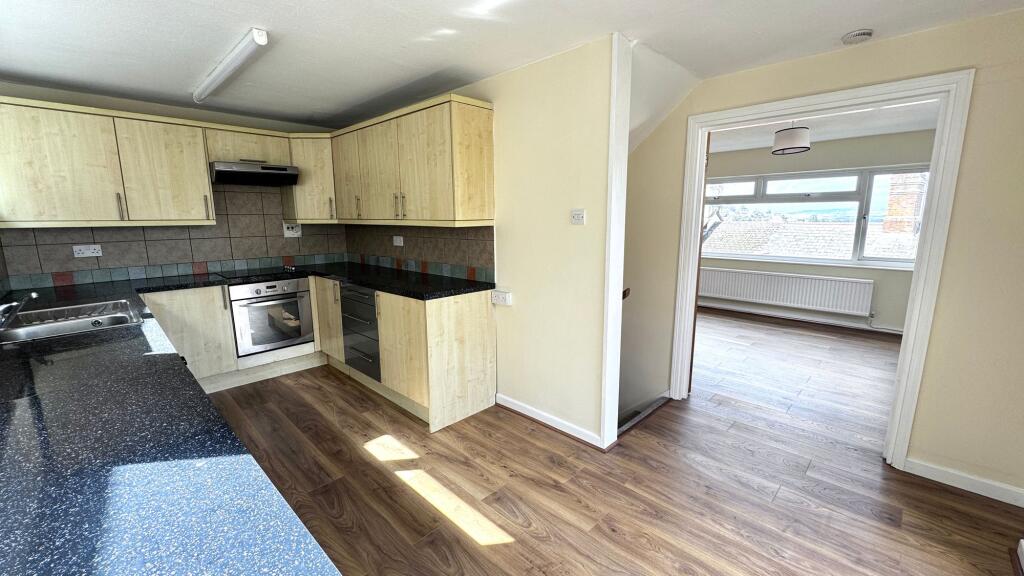 Bowden Hill, Newton Abbot, TQ12 – další