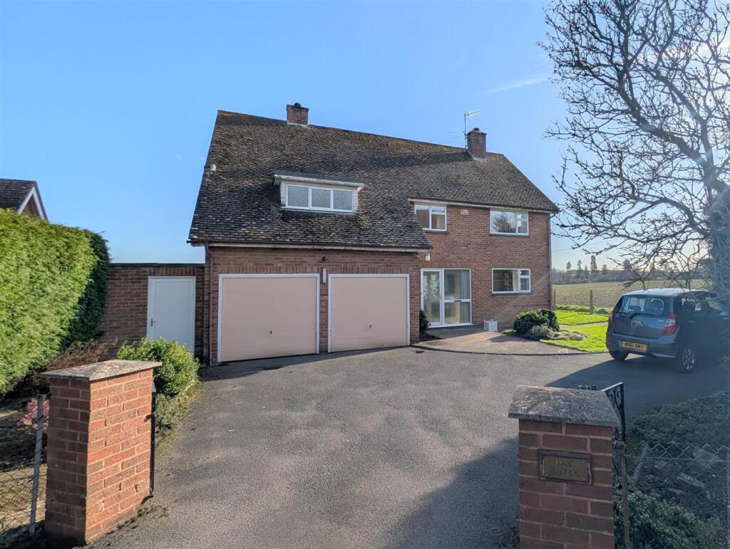 Main image of property: Bowling Green, Hanley Castle