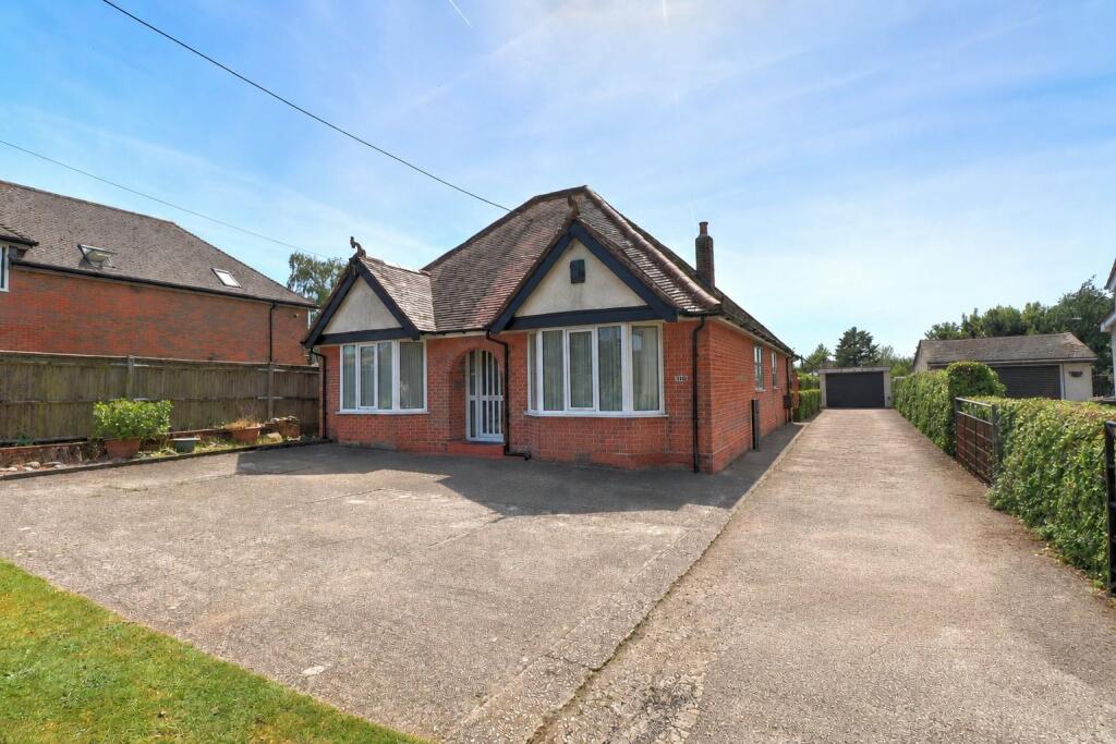 Main image of property: Botley Road, North Baddesley, Hampshire
